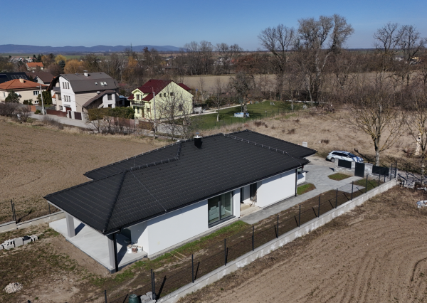 5-IZBOVÝ RODINNÉHO DOMU ČASŤ JARNÁ S VEĽKÝM POZEMKOM