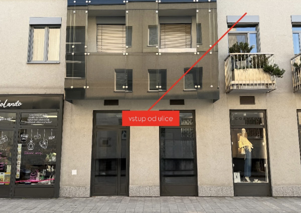 OBCHODNÉ PRIESTORI PRIAMO V CENTRE, výmera 106 m2,Hviezdoslavova, Trnava