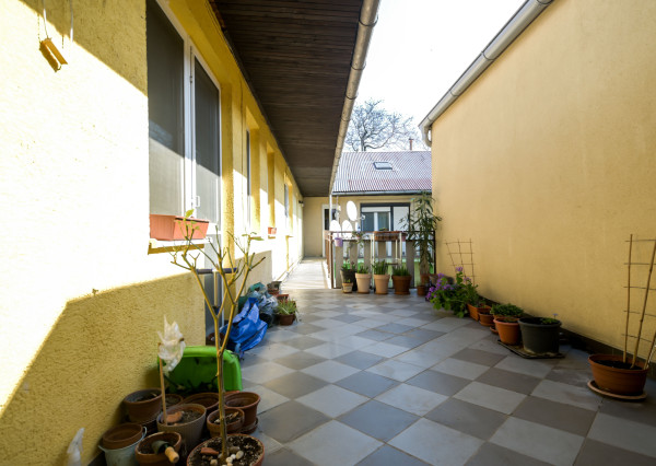 5-izbový tehlový byt s terasou v centre mesta Kapitulská ul., Trnava