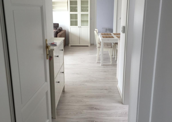 Veľmi pekný, štýlovo zariadený 2izb. byt na 3NP. v centre Trnavy - PRENÁJOM