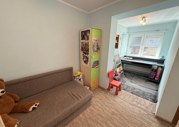 IBA U NÁS, na predaj 4 izbový rodinný dom v obci Cífer , cena 249000 eur.