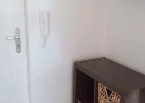 Svetlý 2-izbový byt v Ružinove s parkovacím státím