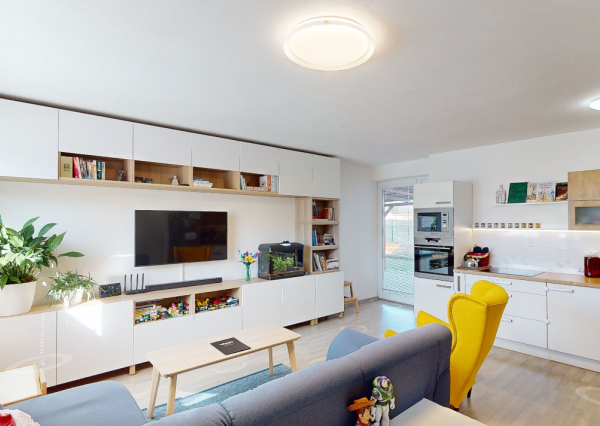 Krásny 3i byt v Bielom Kostole s parkovacím miestom a záhradou.