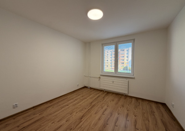 KRÁSNY VÝHĽAD - 3i byt v blízkosti centra Trnavy