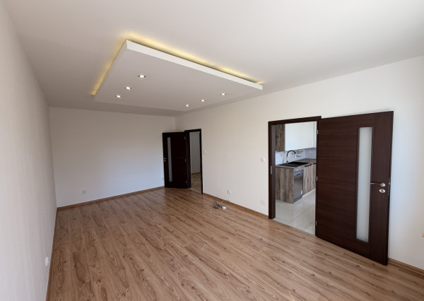 KRÁSNY VÝHĽAD - 3i byt v blízkosti centra Trnavy