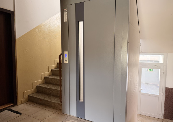 KRÁSNY VÝHĽAD - 3i byt v blízkosti centra Trnavy