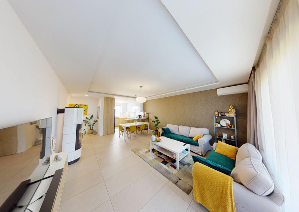 MODERNÝ 4-IZBOVÝ DOM – TICHÁ LOKALITA, KRÁSNA ZÁHRADA, NÍZKE NÁKLADY