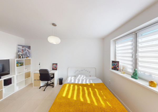 MODERNÝ 4-IZBOVÝ DOM – TICHÁ LOKALITA, KRÁSNA ZÁHRADA, NÍZKE NÁKLADY