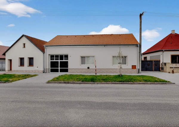 PRIESTRANNÝ 5-IZBOVÝ DOM NA VEĽKOM POZEMKU (1 142 m²) S OBROVSKÝM POTENCIÁLOM | Križovany nad Dudváhom