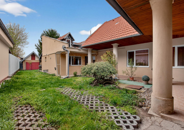 PRIESTRANNÝ 5-IZBOVÝ DOM NA VEĽKOM POZEMKU (1 142 m²) S OBROVSKÝM POTENCIÁLOM | Križovany nad Dudváhom