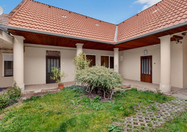 PRIESTRANNÝ 5-IZBOVÝ DOM NA VEĽKOM POZEMKU (1 142 m²) S OBROVSKÝM POTENCIÁLOM | Križovany nad Dudváhom