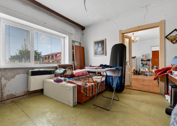 PRIESTRANNÝ 5-IZBOVÝ DOM NA VEĽKOM POZEMKU (1 142 m²) S OBROVSKÝM POTENCIÁLOM | Križovany nad Dudváhom