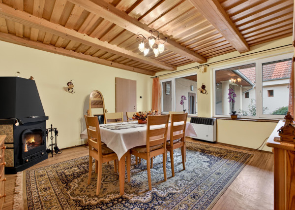 PRIESTRANNÝ 5-IZBOVÝ DOM NA VEĽKOM POZEMKU (1 142 m²) S OBROVSKÝM POTENCIÁLOM | Križovany nad Dudváhom