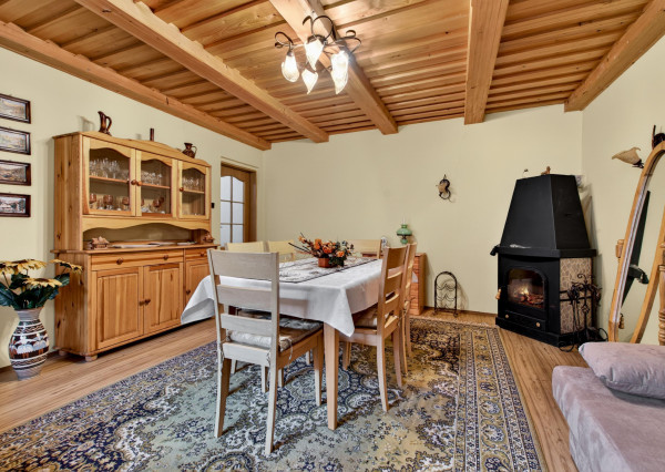 PRIESTRANNÝ 5-IZBOVÝ DOM NA VEĽKOM POZEMKU (1 142 m²) S OBROVSKÝM POTENCIÁLOM | Križovany nad Dudváhom