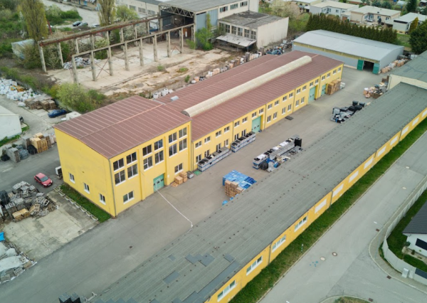 Predaj/Prenájom - priemyselný areál v Senici