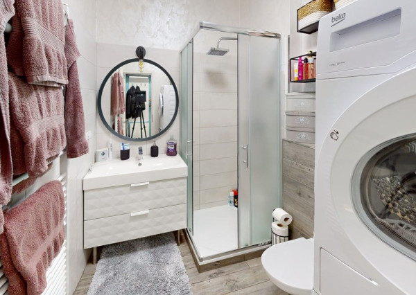 NA PRENÁJOM | Štýlový 2-izbový byt s parkovaním v centre Trnava