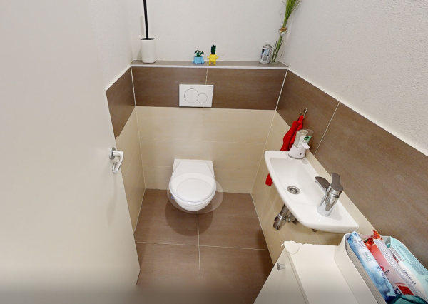 Biely Kostol  3i byt s garážou, parkovacím miestom a záhradou.