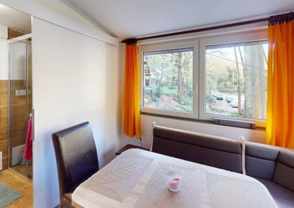 NOVÁ CENA!! REKREAČNÁ CHATA, úžitková plocha 70m2, celoročne obývateľná, JAHODNÍK, k.ú LOŠONEC, kompletná rekonštrukcia, 3D obhliadka