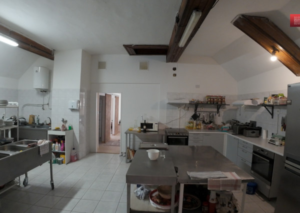 Na Predaj PREVÁDZKOVÝ OBJEKT, Reštaurácia, Moto - PUB JAHODNÍK,