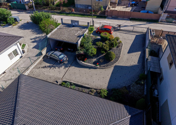 4-izb. rodinný dom Malženice: Nízkoenergetický komfort s bazénom