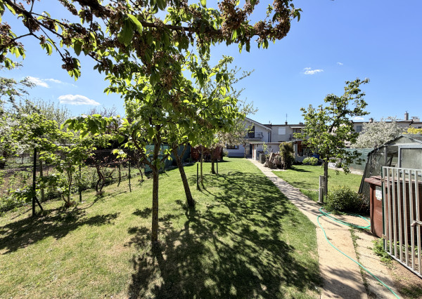 🏡NA PREDAJ-INVESTIČNÁ NEHNUTEĽNOSŤ S FUNGUJÚCIM PRENÁJMOM, Trebatice