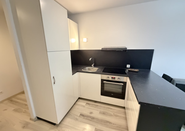 Prenajom  mensi 2 izbovy byt Loggia, ARBORIA Trnava