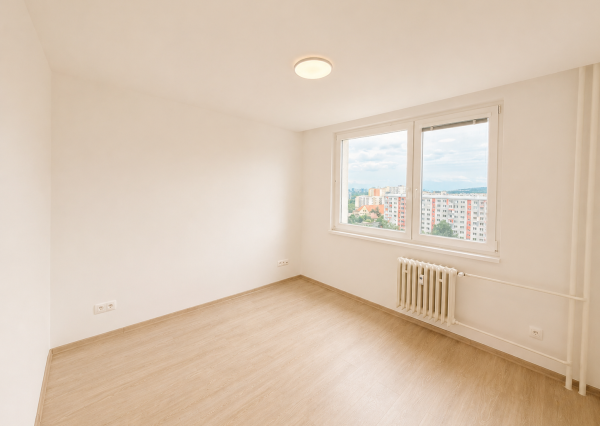 3-izbový byt s balkónom a výhľadom na Bratislavu - Rača