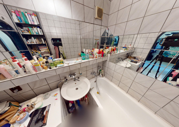 Exkluzívne!! NA PREDAJ 3izb. BYT, 70m2, Devínska Nová Ves,  čiastočná rekonštrukcia, 3D