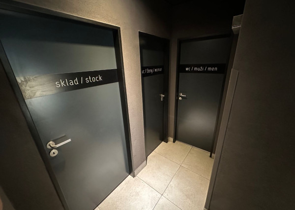 KRÁSNE PRIESTORY, výmera 162,22m2, reštaurácia-bar(alebo iné využitie)  Trnava, ul. Štefánikova