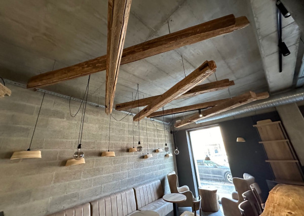 KRÁSNE PRIESTORY, výmera 162,22m2, reštaurácia-bar(alebo iné využitie)  Trnava, ul. Štefánikova