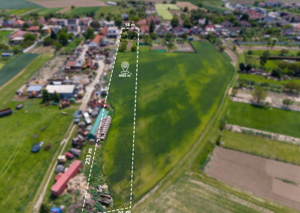 Exkluzívne!!! Na predaj veľkorysý slnečný stavebný pozemok výmera až 4092m2, šírka 18m, Šúrovce,