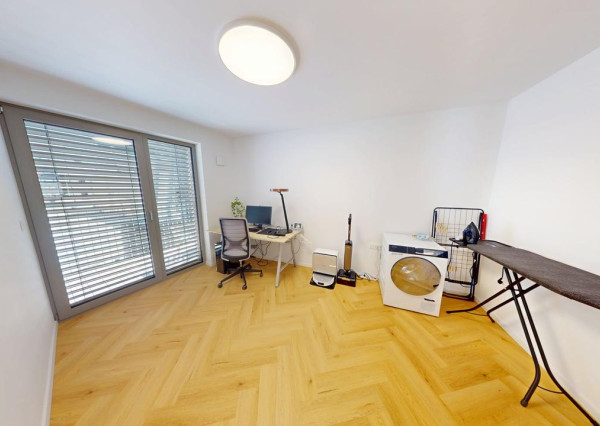 NA PREDAJ: 4-IZBOVÝ BYT V NADŠTANDARDNOM PROJEKTE S FITNESS
