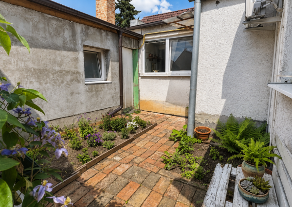 Zabudnite na 3-izbový byt! Majte dom s vlastnou terasou a parkovaním na Kopánke za 179 900 €