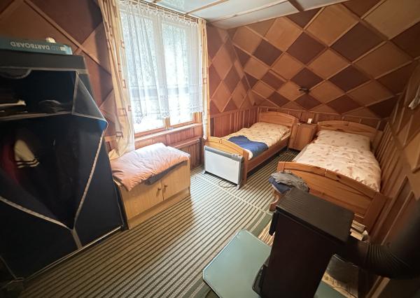 REKREAČNÁ CHATA NA PREDAJ, úžitková plocha 90m2, vlastný pozemok 600m2, celoročne obývateľná, BUKOVÁ, Sokolské chaty, TREBA VIDIEŤ!!!