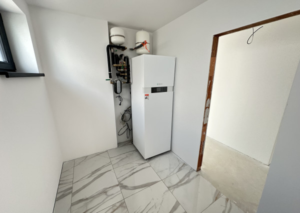 Moderná novostavba RD, pozemok 600m2, zastavaná plocha 179m2, garáž