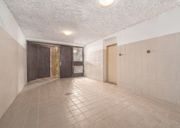 4-izbový rodinný dom na predaj, Trnava – Kopánka (Pekné pole), zariadený, s átriom a terasou