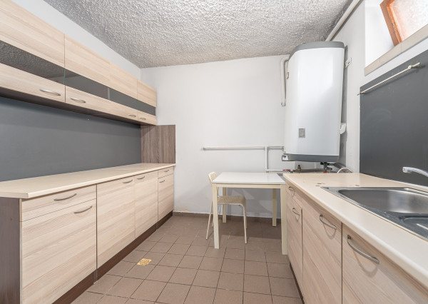 4-izbový rodinný dom na predaj, Trnava – Kopánka (Pekné pole), zariadený, s átriom a terasou