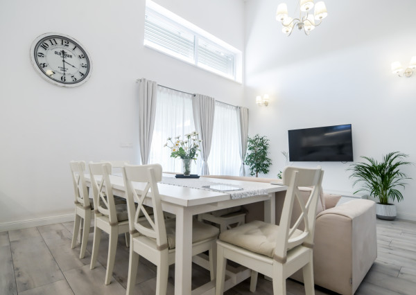 ZNÍŽENÁ CENA!!! Nádherný 5 izbový rodinný dom v Bohdanovciach nad Trnavou