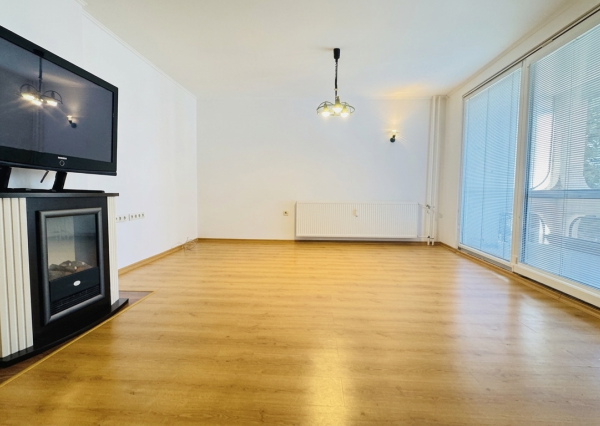 Na prenájom: 4-izbový byt (100 m²) s dvoma loggiami na Vajanského ulici v Trnave