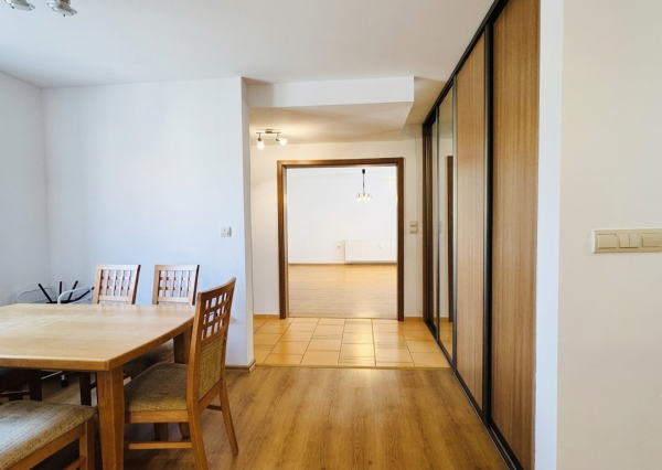 Na prenájom: 4-izbový byt (100 m²) s dvoma loggiami na Vajanského ulici v Trnave