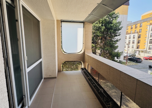 Na prenájom: 4-izbový byt (100 m²) s dvoma loggiami na Vajanského ulici v Trnave