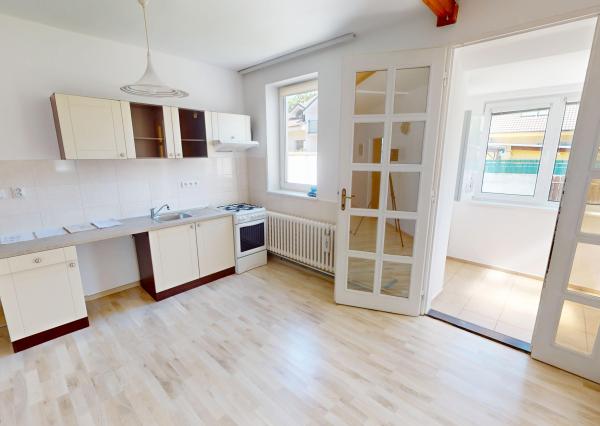 Na prenájom RD, lokalita Kopánka, ul. Jána Hlubíka, pozemok 258m2, úžitková plocha 120m2, pivnica, 3D obhliadka