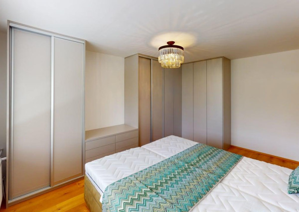 KOMPLETNE ZREKONŠTRUOVANÝ 2 izb. byt, výmera 52,77m2, loggia, ul. G. Goliána