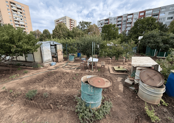 ZÁHRADKA V OSOBNOM VLASTNÍCTVE , 239 m²,  NERUDOVA ul., TRNAVA