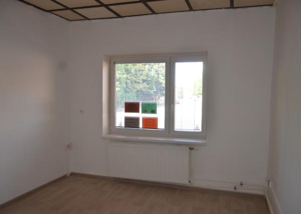 PRENÁJOM, KOMERČNÝ PRIESTOR 15 m²,  JERICHOVA, TRNAVA