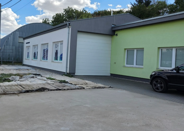 Na predaj skladový - výrobný areál - investičná príležitosť.