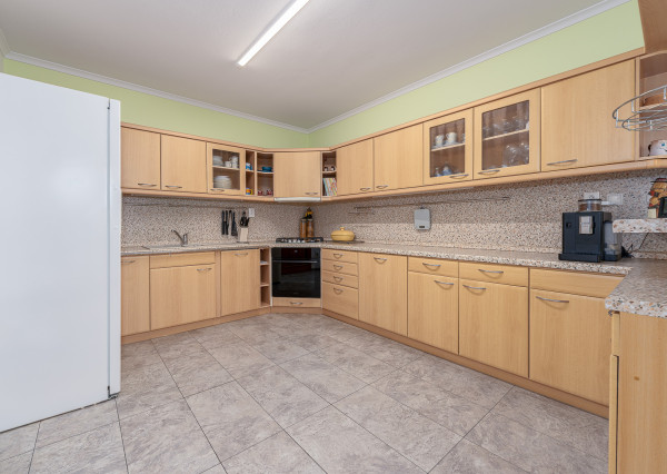 5-izbový rodinný dom 180 m² | pozemok 587 m², garáž a veľká povala | Bzince pod Javorinou