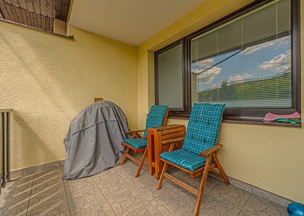 5-izbový rodinný dom 180 m² | pozemok 587 m², garáž a veľká povala | Bzince pod Javorinou