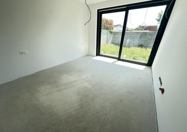 Moderná novostavba RD, pozemok 600m2, zastavaná plocha 179m2, garáž