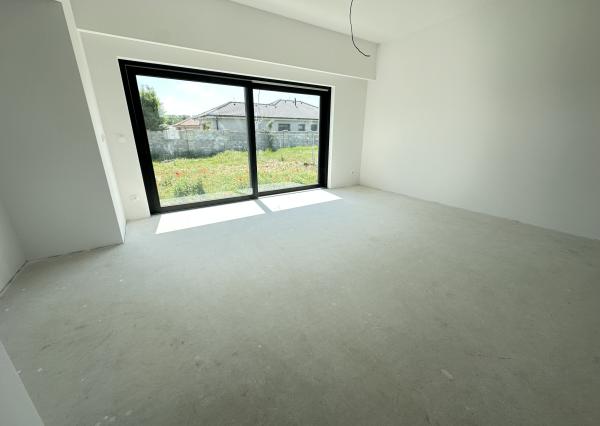 Moderná novostavba RD, pozemok 600m2, zastavaná plocha 179m2, garáž